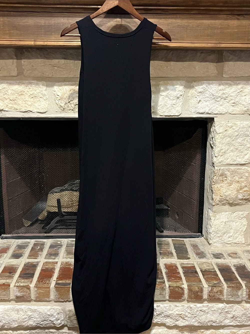 Cuyana Black Sleeveless Dress Small Minimalist Quiet Luxury Column Shift